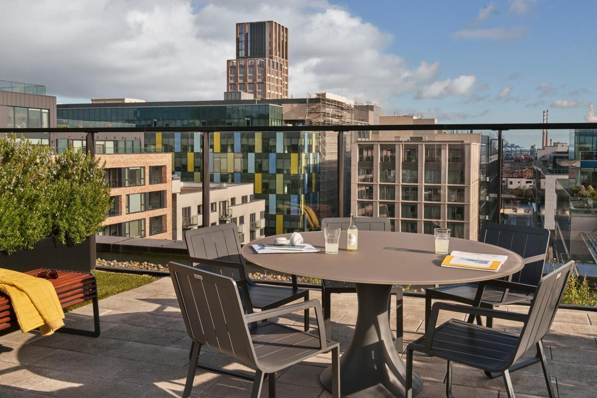 Britain Quay, Sonder Apartments By Marriott Bonvoy Dublín Exterior foto