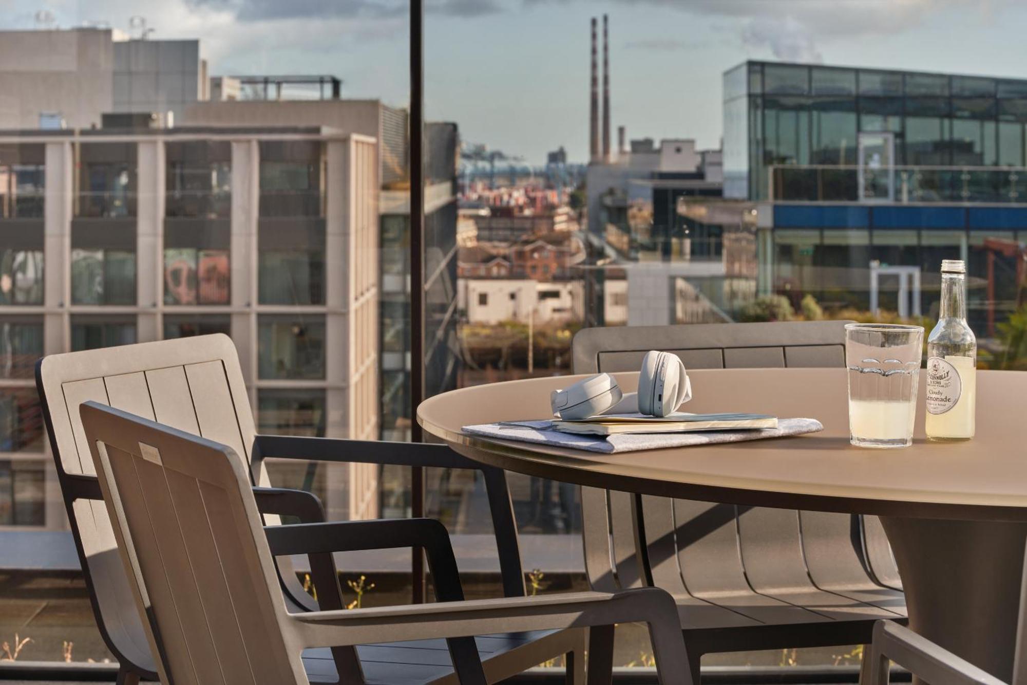 Britain Quay, Sonder Apartments By Marriott Bonvoy Dublín Exterior foto